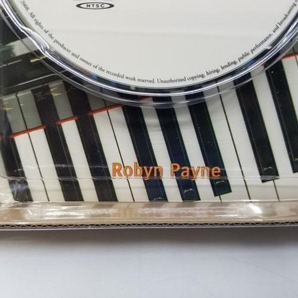 Hinkler Simply Piano DVD Box Set w/ 80-Page Piano Lessons Spiral Book OPEN BOX - Picture 3 of 8